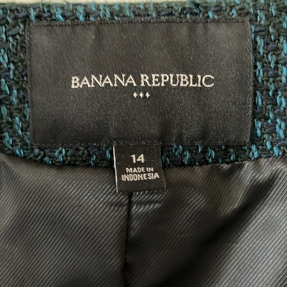 Banana Republic Skirt Suit - Picture 3 of 7